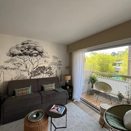 Cosy A Avec Parking, Proche - Fr-1-319-619 Apartment